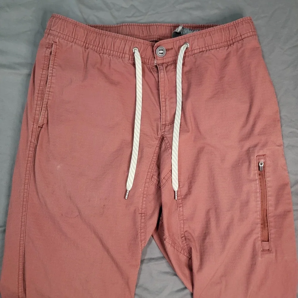 Vuori Ripstop Pants Men's Medium Red Stretch Drawstring V412 Hiking Outdoors